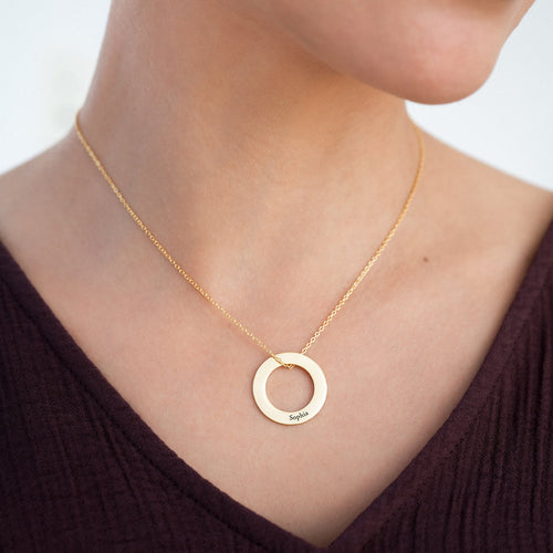 Personalized Linked Circle Necklace