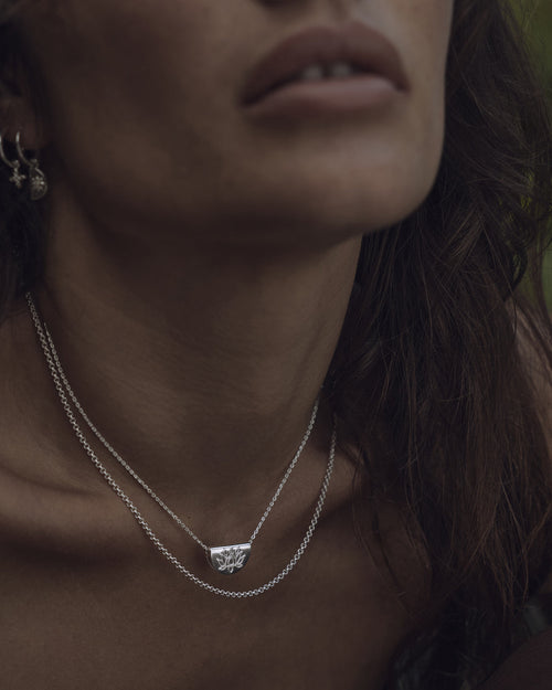 White Gold Vermeil Lotus Short Necklace