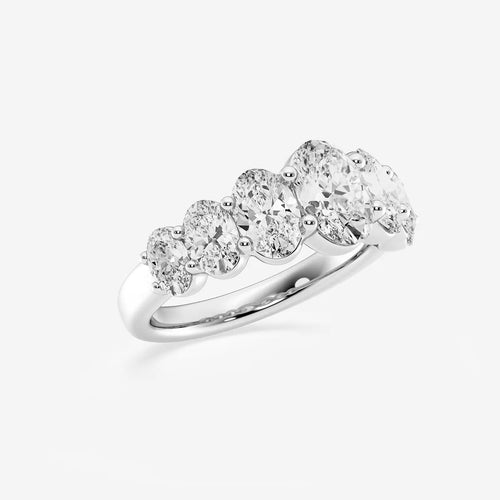 Oval Lab Grown Diamond Graduating Band