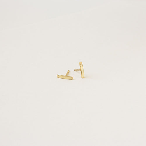 Dainty Bar Studs