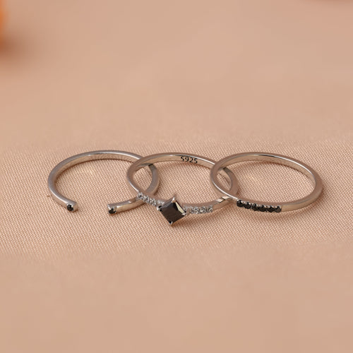 Black Abyss Ring Set