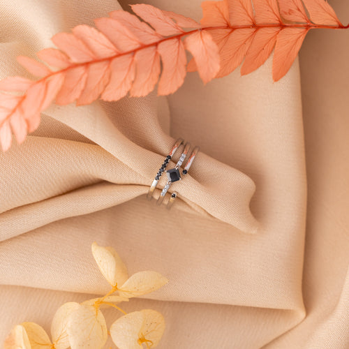 Black Abyss Ring Set