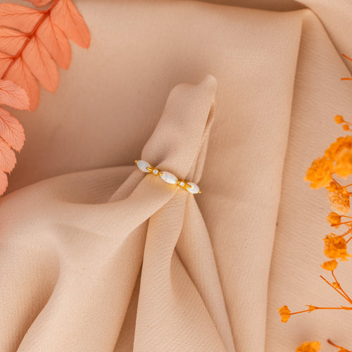 Alessia Trio Opal Ring