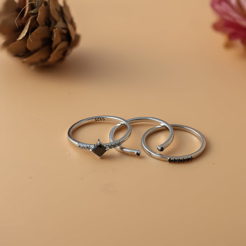 Black Abyss Ring Set