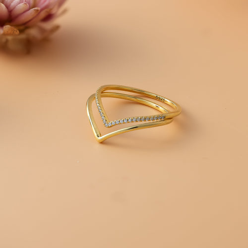 Elevate Your Ring Stack with the Curve Stacking Set