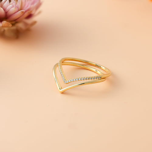 Elevate Your Ring Stack with the Curve Stacking Set