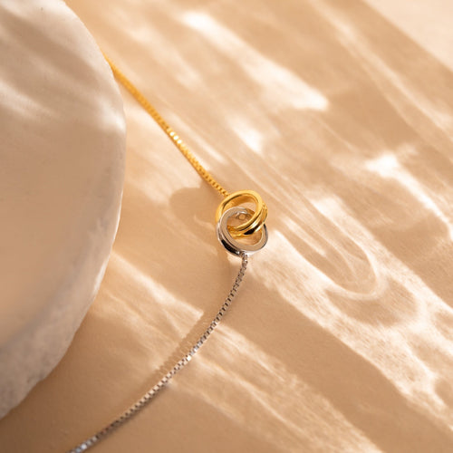 Interlocking Circles Bracelet