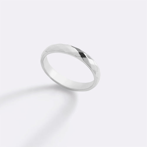 Delicate Hammered Band