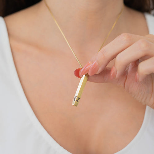 Muse Pillar Bar Necklace