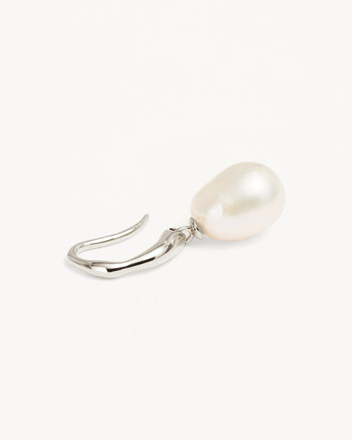 White Gold Vermeil Harmony Pearl Hook Earrings