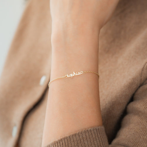 Stella Dainty Name Bracelet