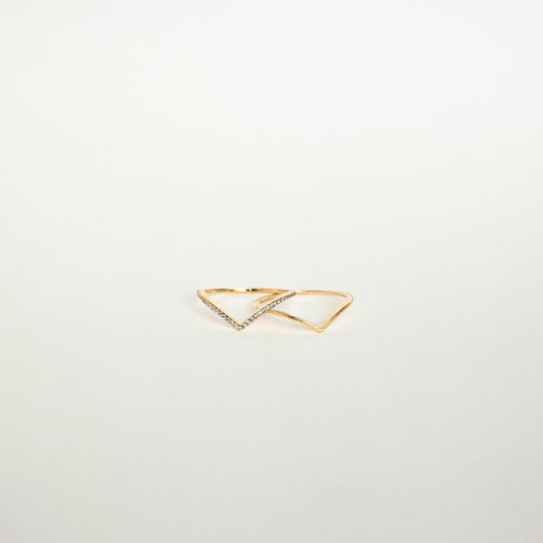 Elevate Your Ring Stack with the Curve Stacking Set