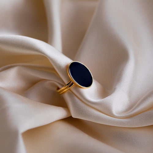 Vintage Glamour: Midnight Hour Black Onyx Signet Ring