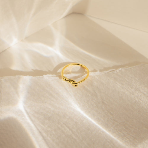 Valerie Knot Ring