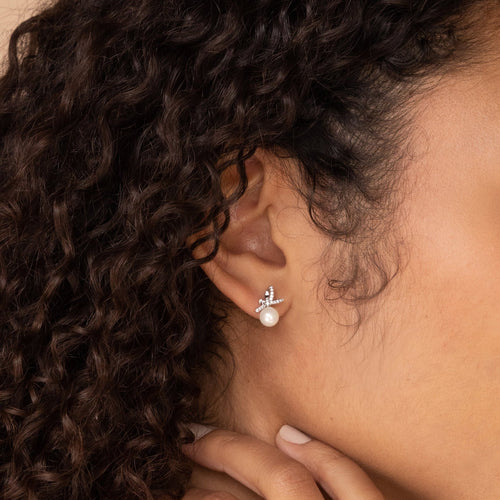 Pearl Bow Studs
