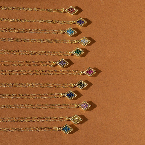 Vintage-Style Braided Frame Pendant