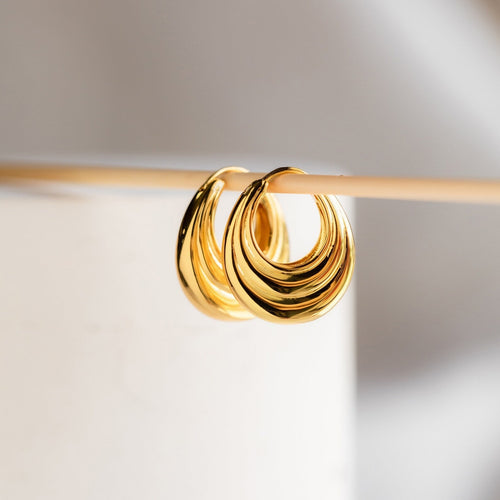 Statement Ribbed Oval Hoop Earrings