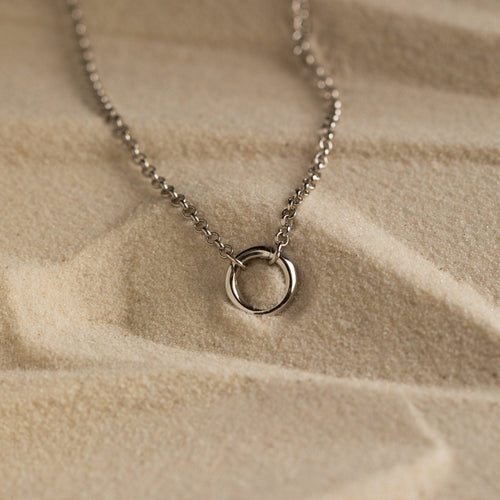 Versatile Minimalist Circle Necklace