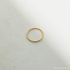 Lea Twisted Band Ring