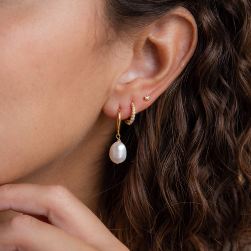 Timeless Pearl Drop Earrings