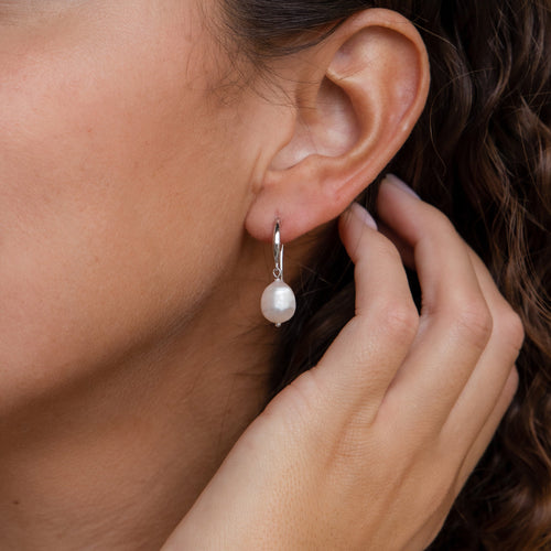 Timeless Pearl Drop Earrings