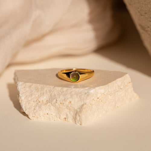 Subtle Elegance: Mini Signet Mood Ring