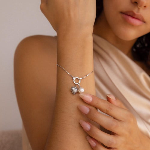 Hinged Circle Pendant Bracelet