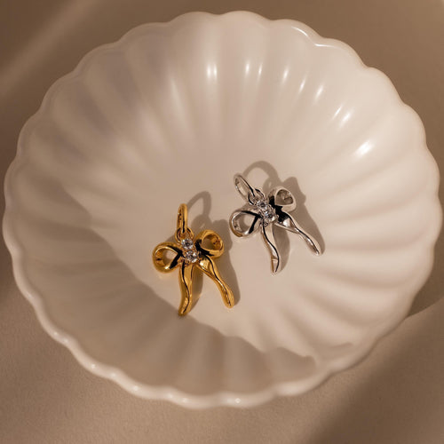 Knot of Love Diamond Bow