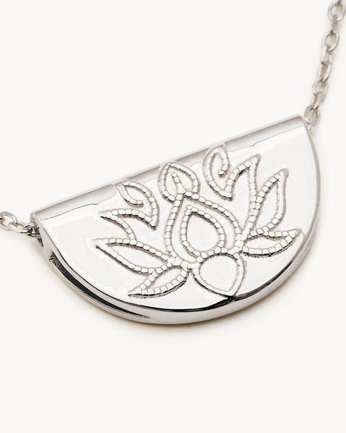 White Gold Vermeil Lotus Short Necklace