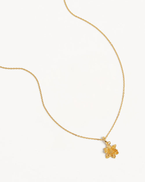 Yellow Gold Vermeil Water Lily July Birth Flower Necklace