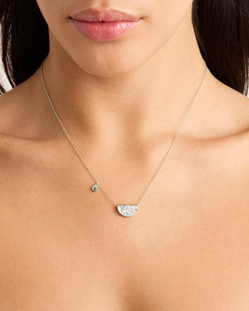 White Gold Vermeil Lotus Birthstone Necklace - May - Emerald