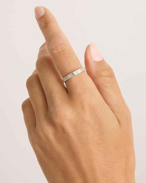 White Gold Vermeil Stardust Ring