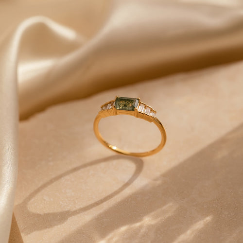 Radiant Aura: Agate Statement Ring