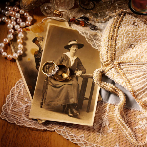 Adding to Heirlooms: The Art of Choosing Classic, Modern, or Timeless Jewelry