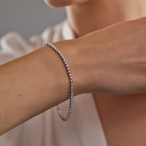 Round Lab Grown Diamond Four-Prong Tennis Bracelet