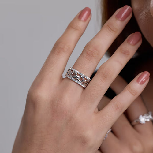 Round Lab Grown Diamond Link Band