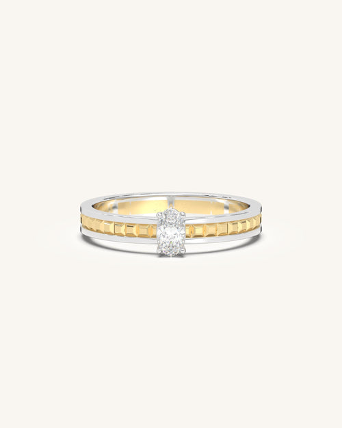 Boxy Center Oval Band