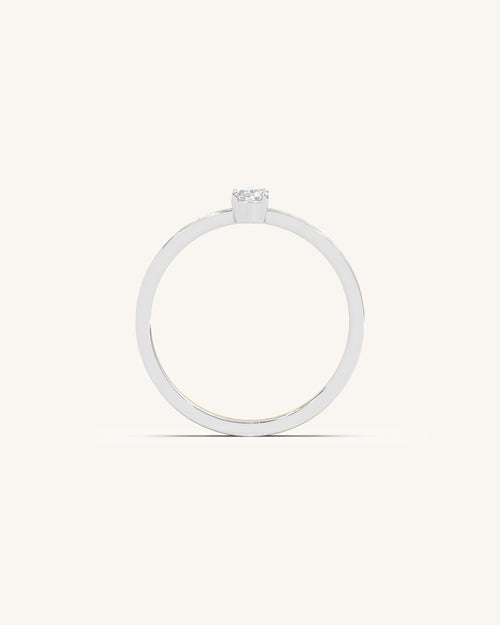 Boxy Center Oval Band
