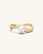 Classic Pearl Ring