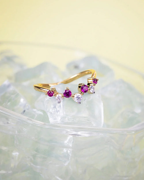 Red White Curve Ring
