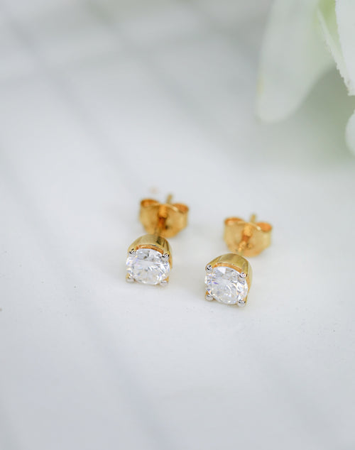 Fine Prong Earrings