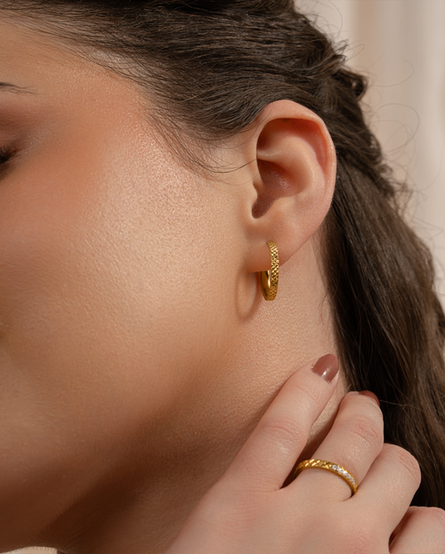 Pyramid Cut Hoops
