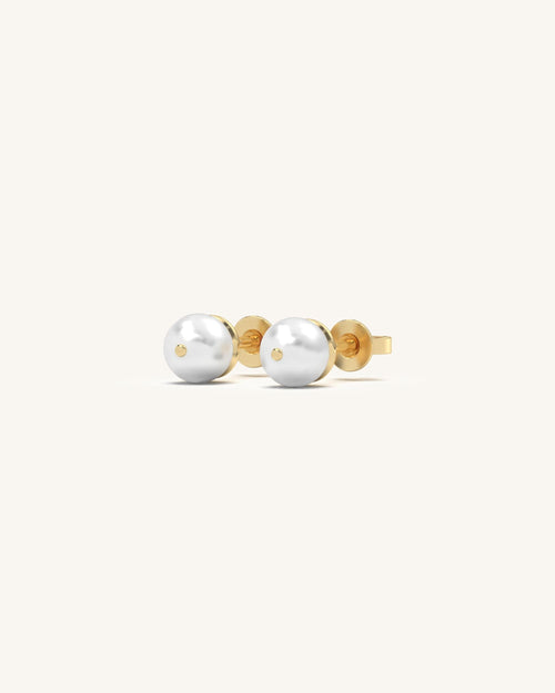 Simple Pearl Earrings