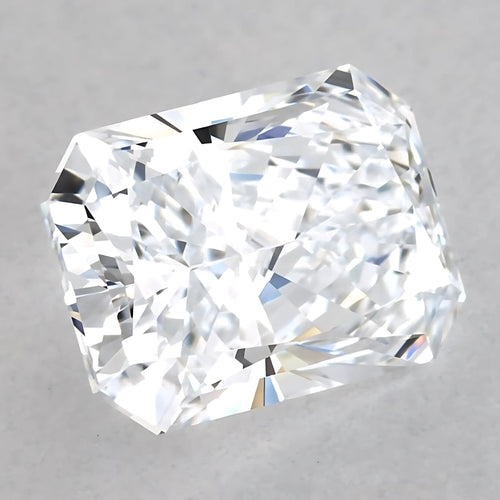 F Color SI Clarity 4.5 Carat Radiant Cut Lab Grown Diamond