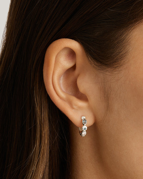 White Gold Vermeil Protection of Eye Hoops