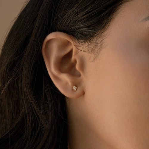 Avery Pave Diamond Stud Earrings