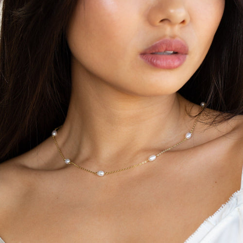 Anna Pearl Necklace
