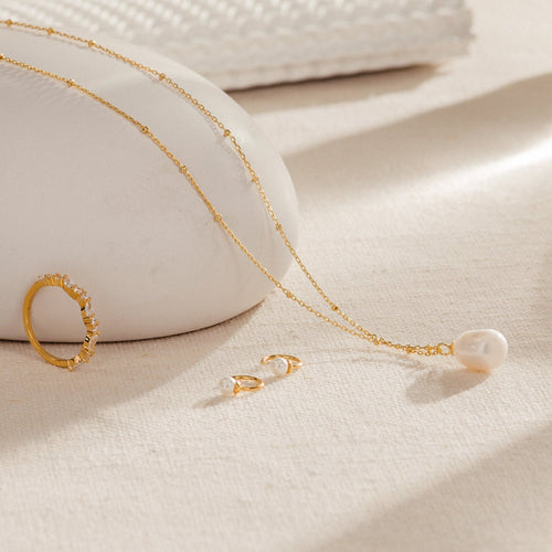 Pearl Station Pendant Necklace