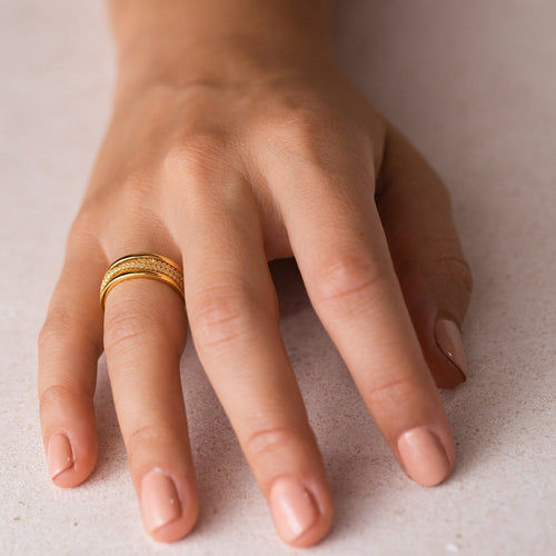 Elegant Sparkle: Amani Twist Ring