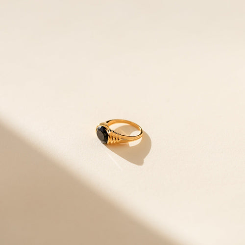 Dusk Signet Ring with Black Onyx Stone